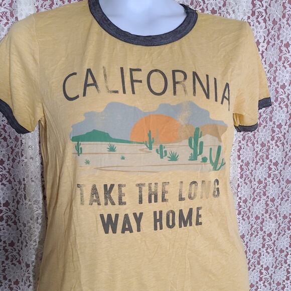NWT Zoe and Liv yellow california take the long way home tee size large - Picture 2 of 8